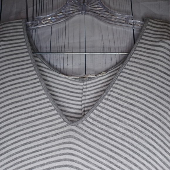 Max Studio Striped Sleeveless Top - Gray and Blue - Picture 8 of 11